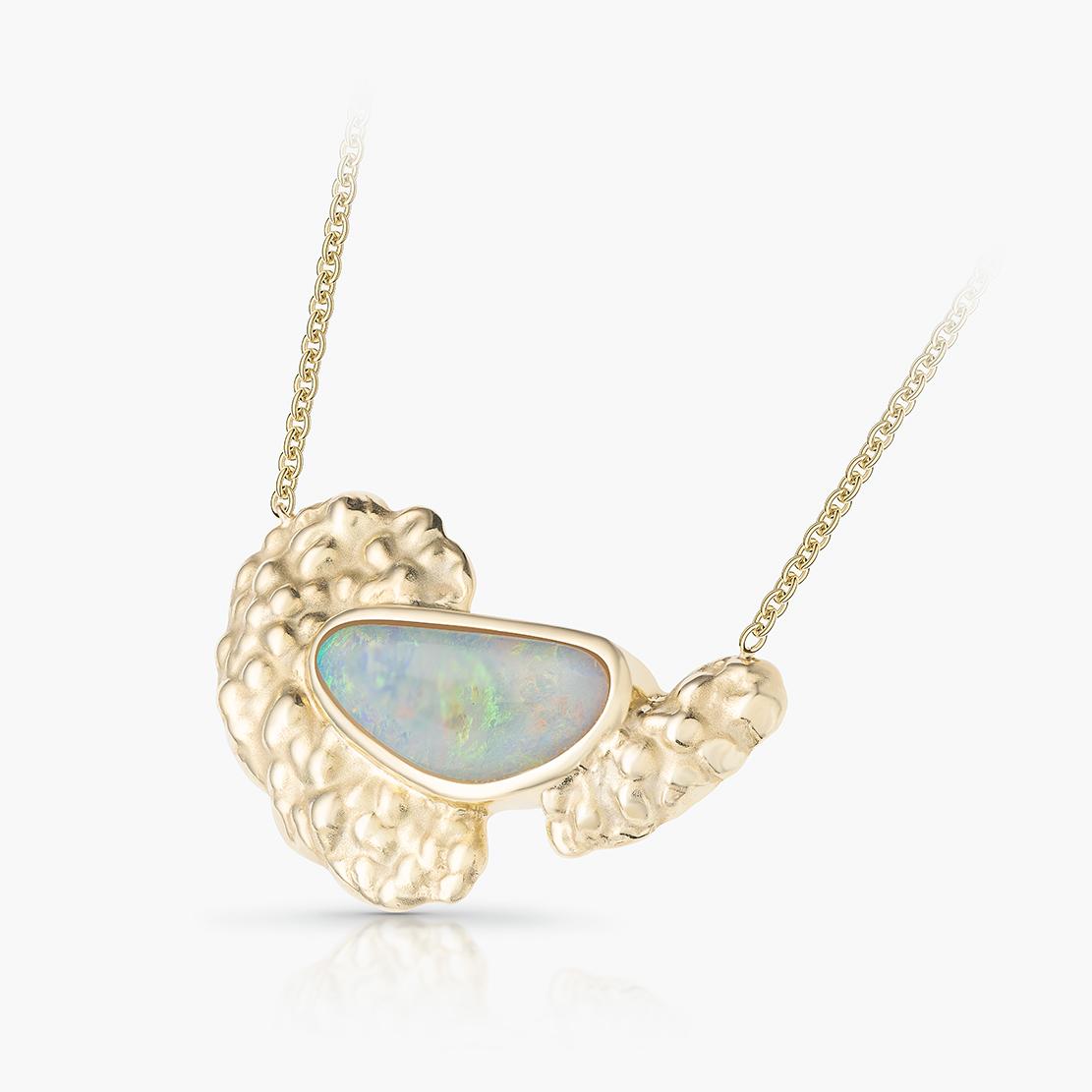 Opálový náhrdelník Hidden Fire, žluté zlato