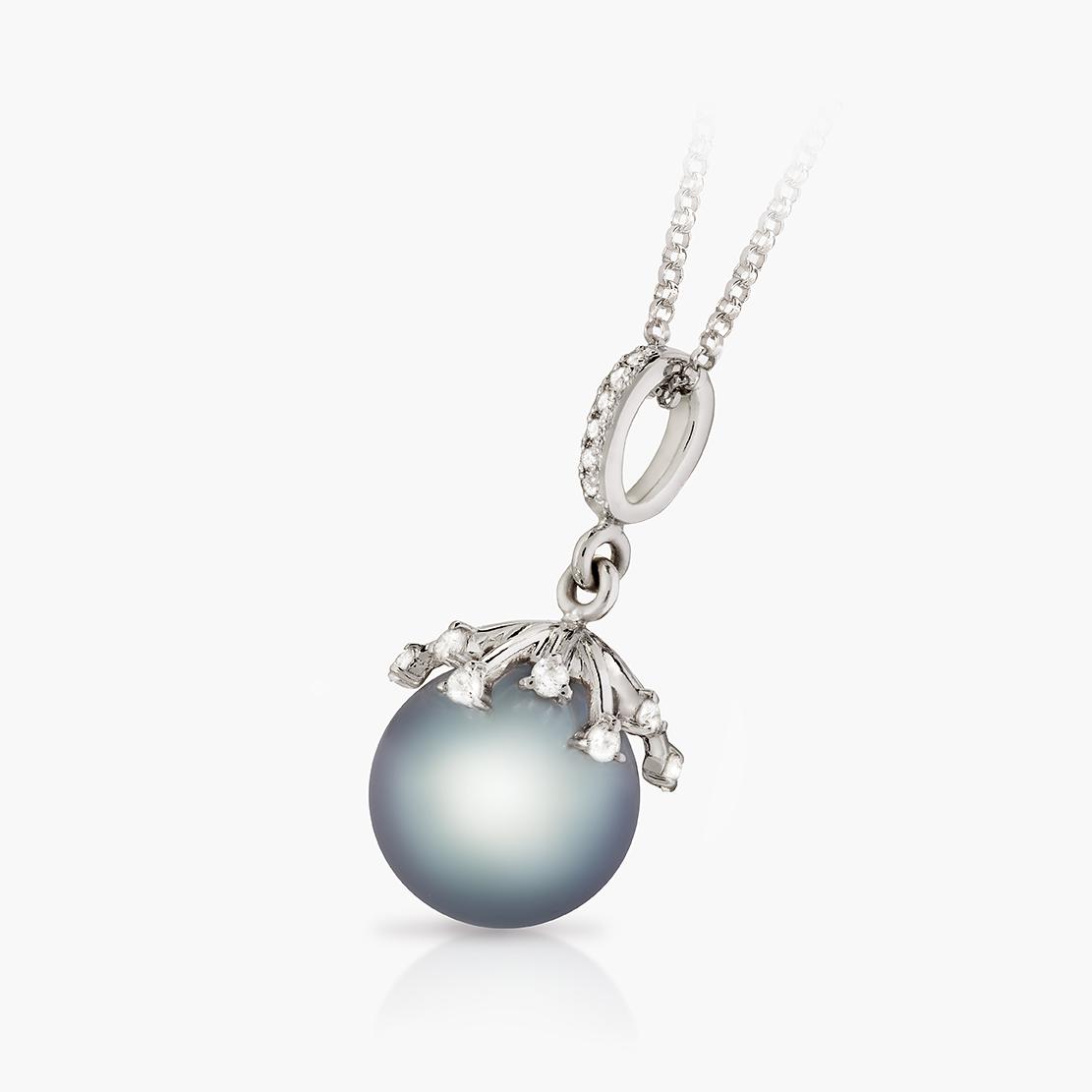 Perlový přívěsek Belis, bílé zlato