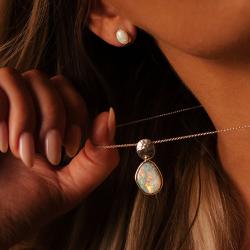 Opálový prívesok  Zamora, biele zlato